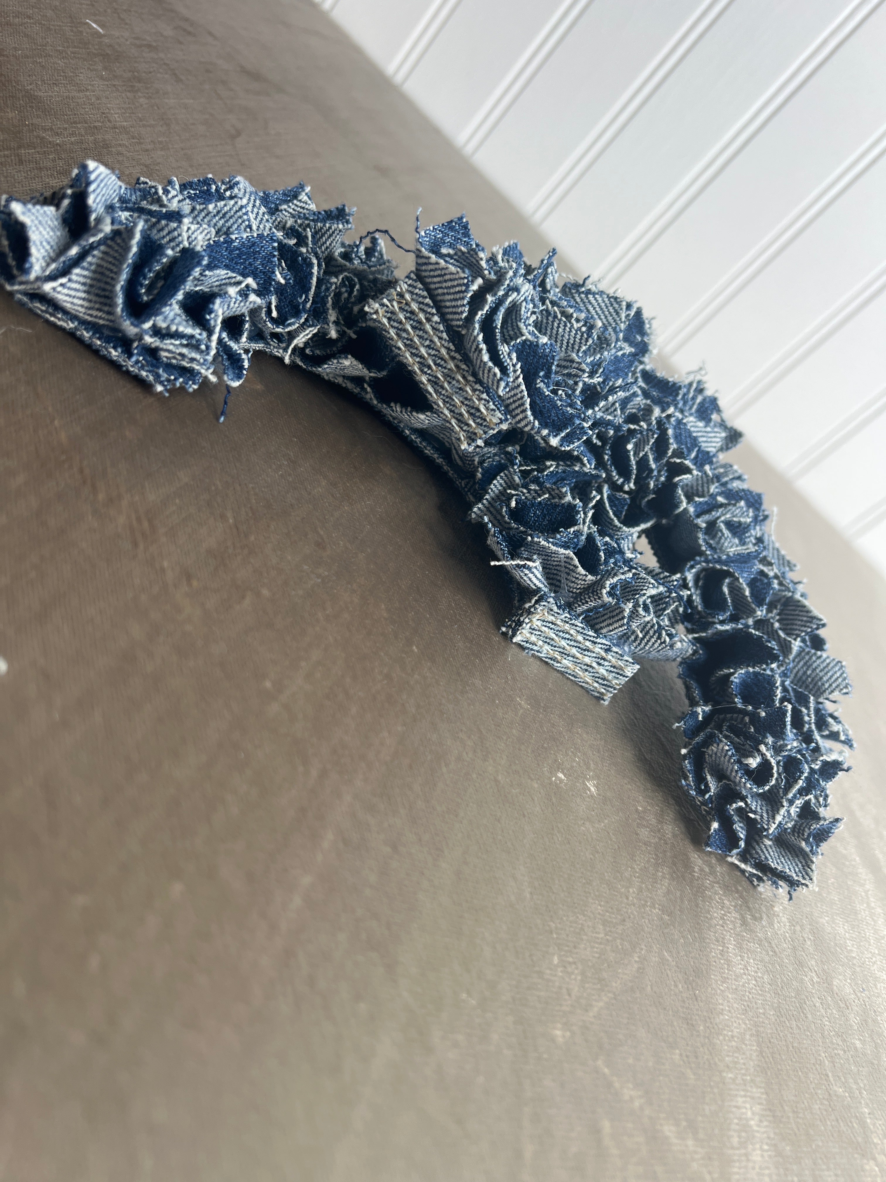 Ruffle semi hoops (Lrg.)