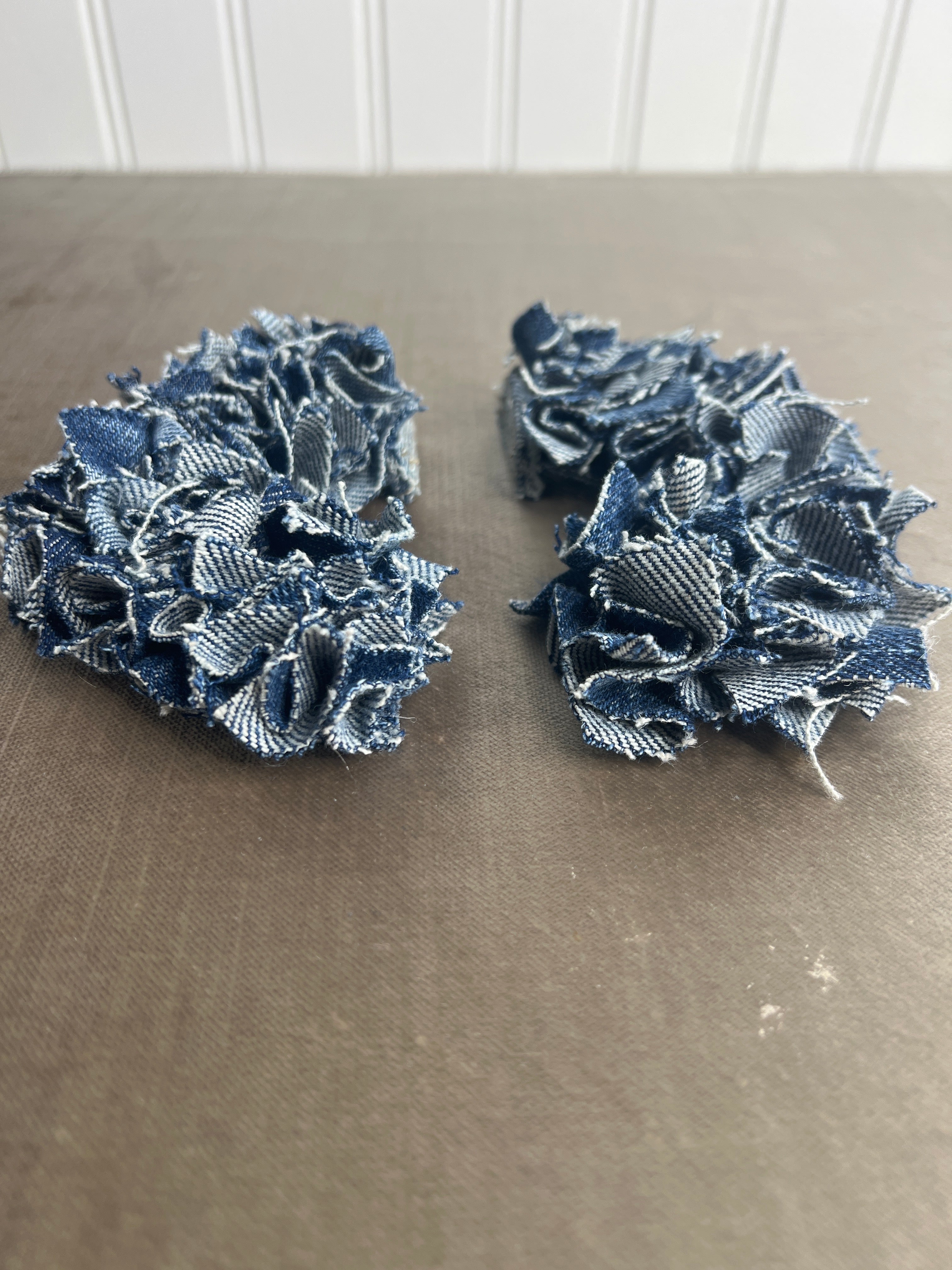 Ruffle semi hoops (Med.)